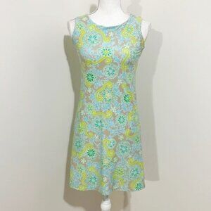 Spunk wear dress size S retro vibe in a vibrant floral print has stretch